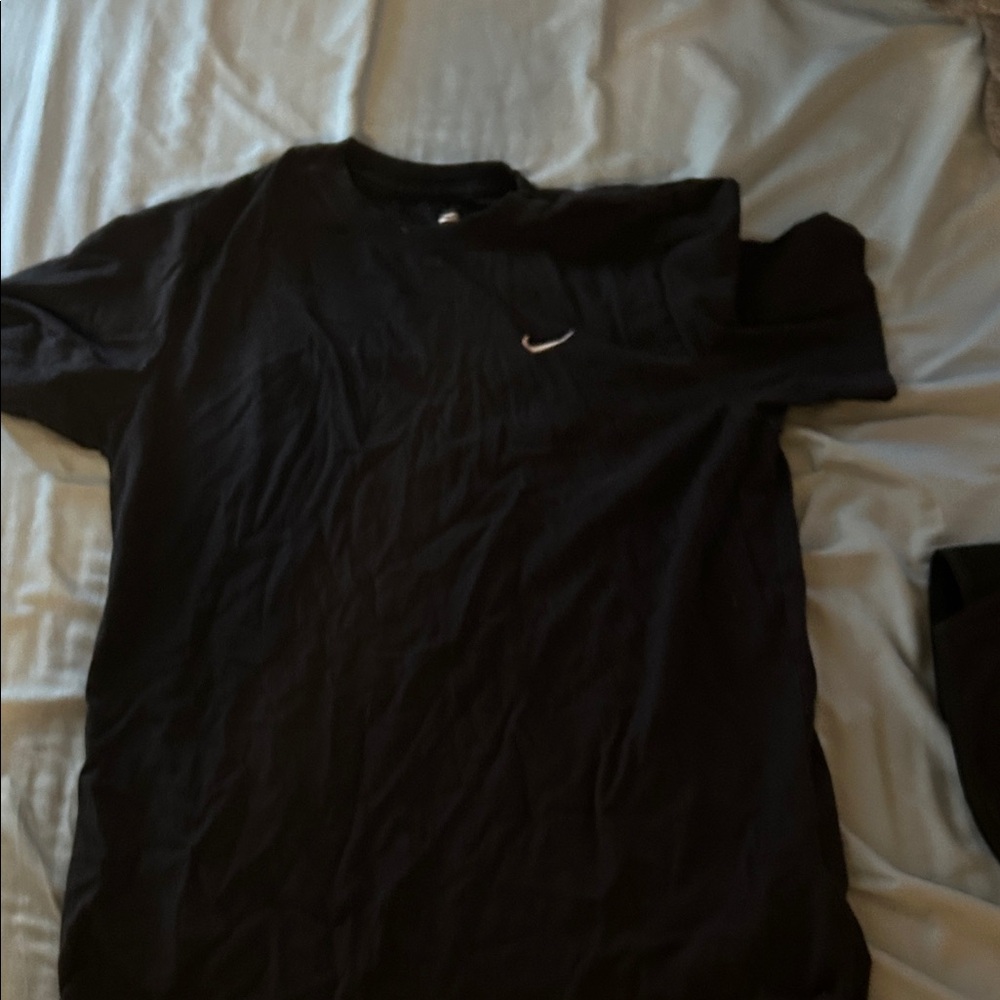 Nike Men's Black Short Sleeve Tee